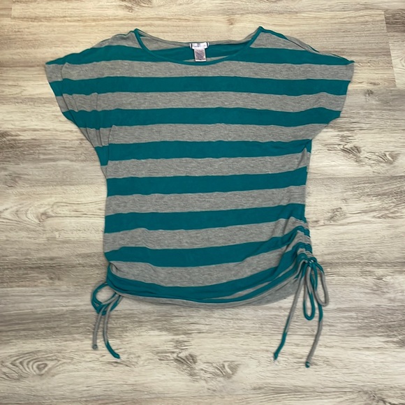 Juniper Ln Maternity Teel & Gray Striped Short Sleeve Knit Shirt Ruched Sides XL - Picture 1 of 10